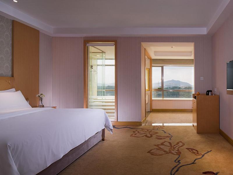 Vienna 3 Best Hotel Dongguan Liaobu Veicle City Екстер'єр фото